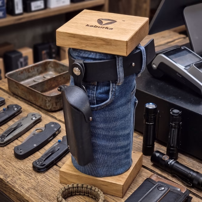 Kaburka - Leather glasses holster for belt